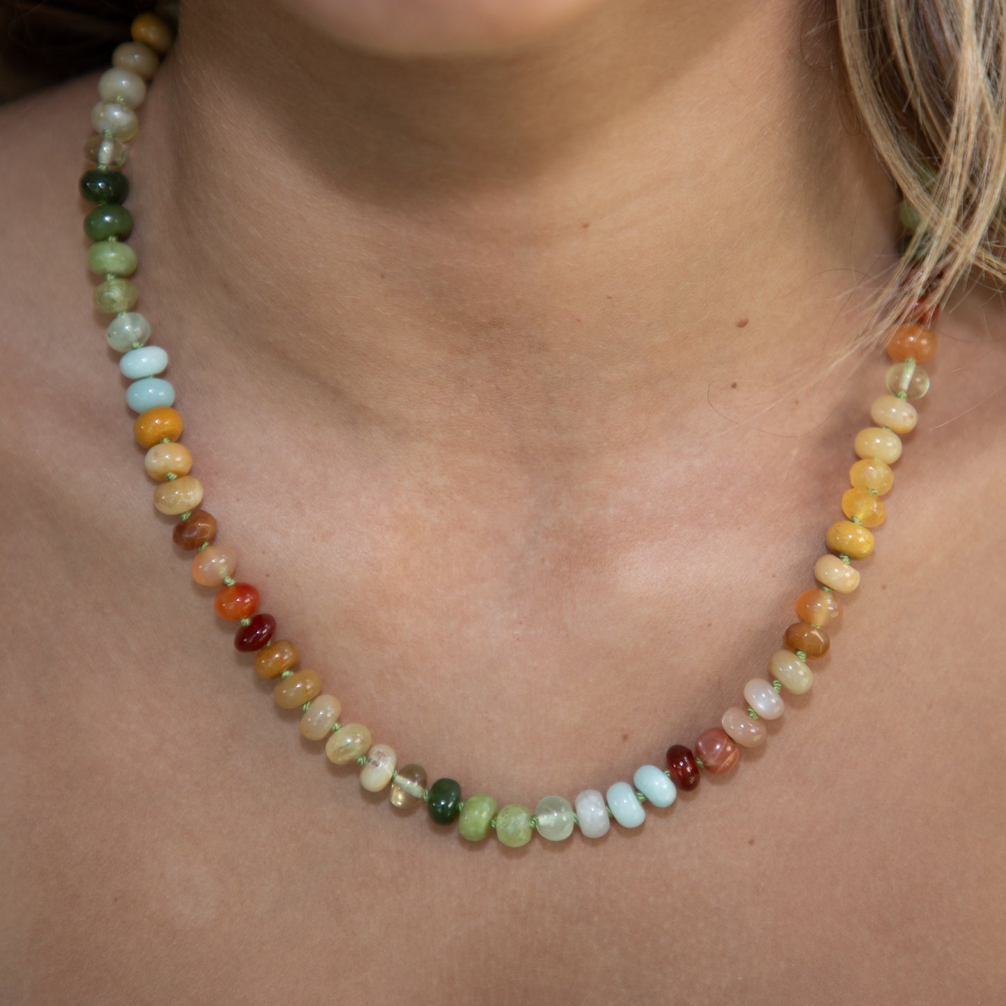 19 inch Yellow Sunflower Gemstone Beaded Necklace