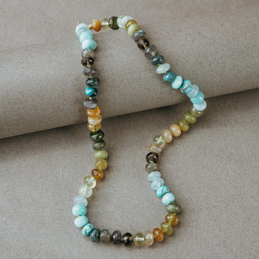 17" Ocean Grass Gemstone Beaded Necklace